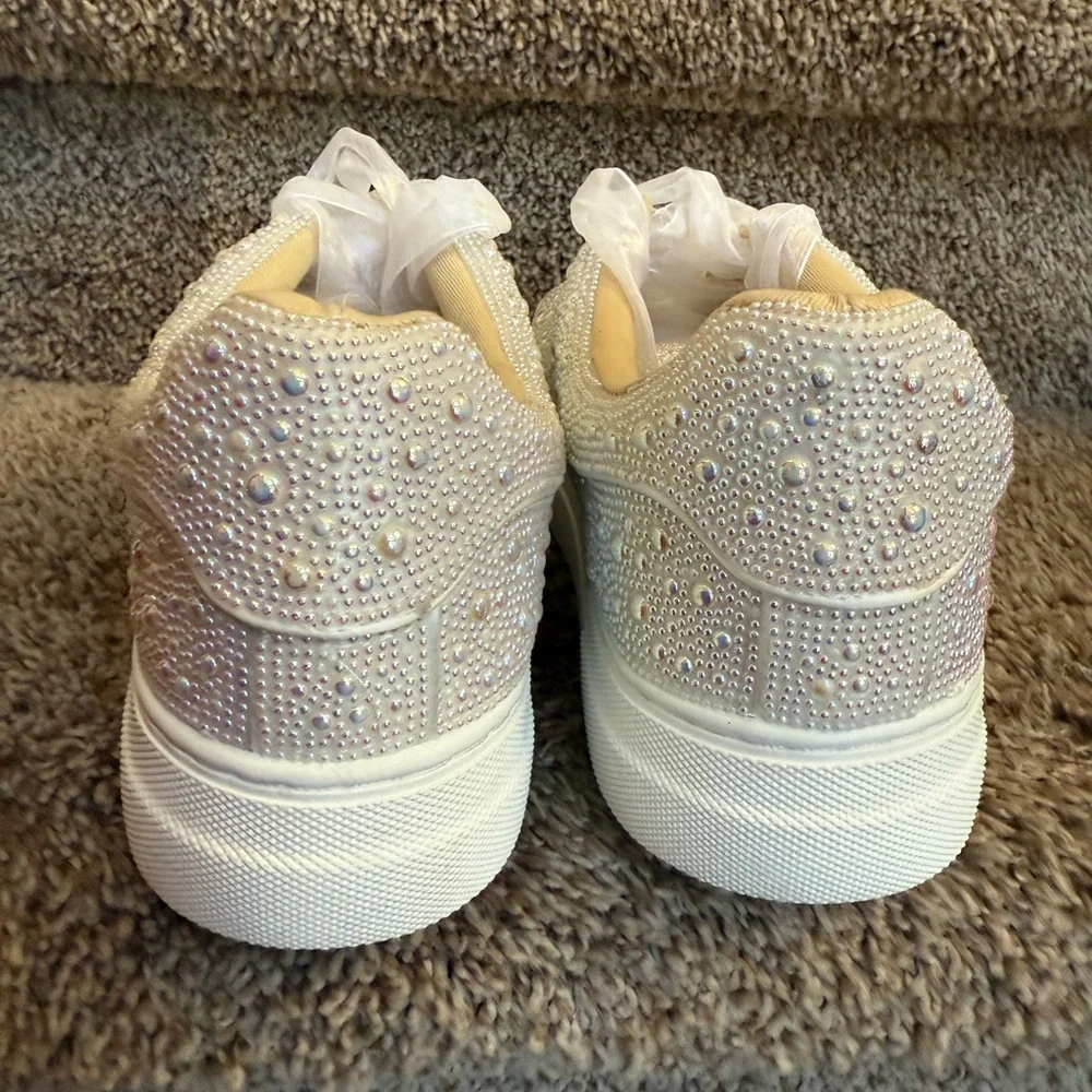 Betsey Johnson Sdny Women’s Cream Beaded Embellished Women's Sneakers - Picture 6 of 14